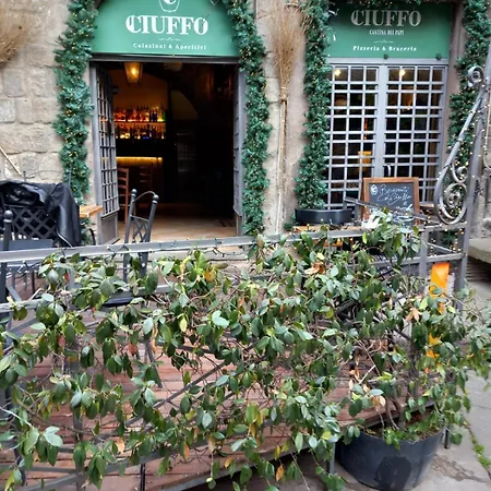 Borgo Antico 85 *